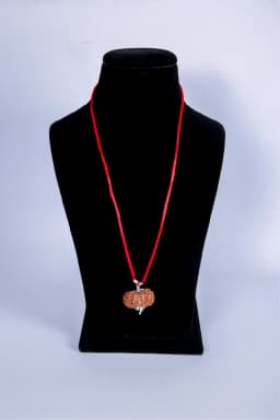 Sliver Capping On Red Thread
