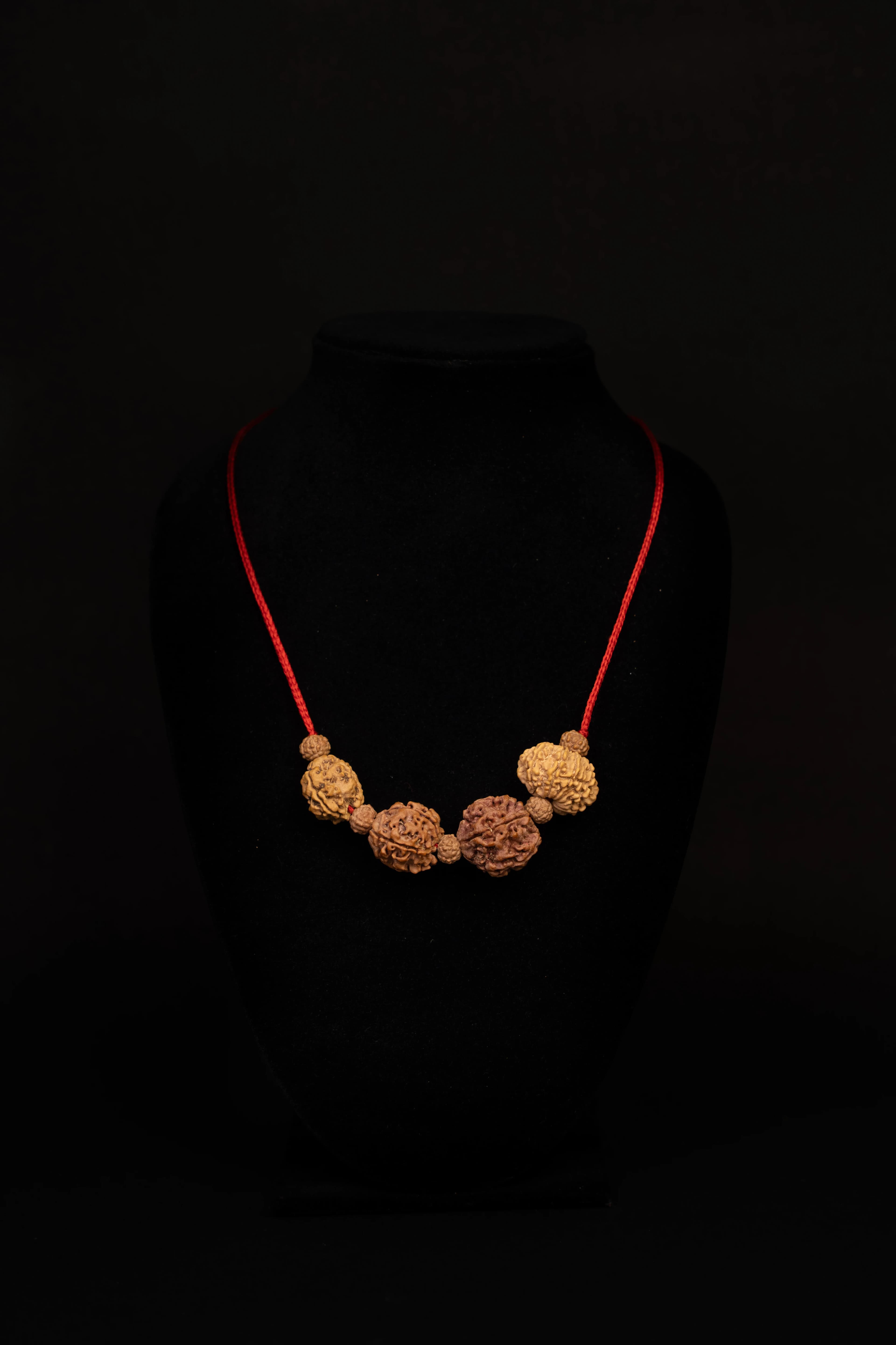 Aries (मेष)
